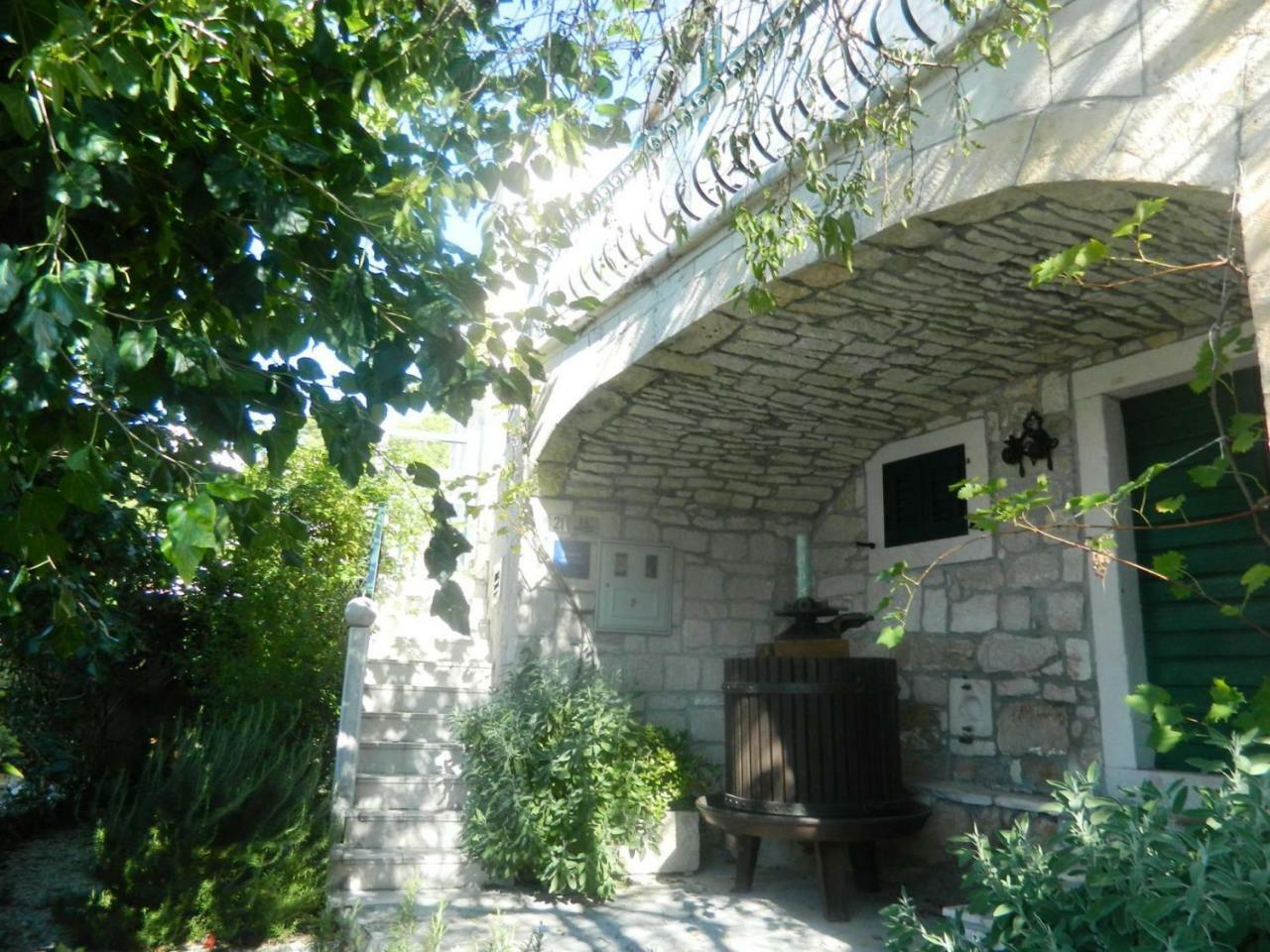 Villa Nikola เบรลา ภายนอก รูปภาพ